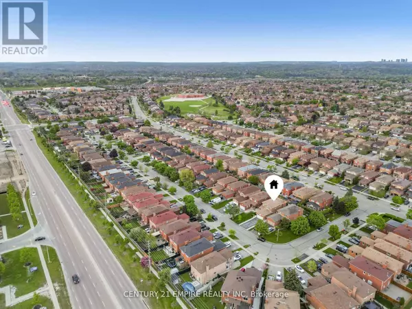 Vaughan (west Woodbridge), ON L4L6J9,34 LAMP CRESCENT