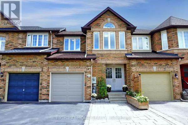 Richmond Hill (oak Ridges), ON L4E4E3,9 AURAGLEN STREET