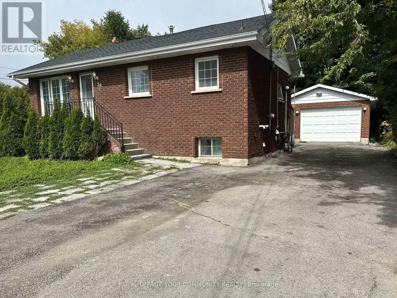 38 GEORGE STREET, Richmond Hill (oak Ridges), ON L4E2W3