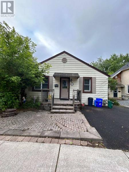 328 ANDREW STREET, Newmarket (central Newmarket), ON L3Y1H3