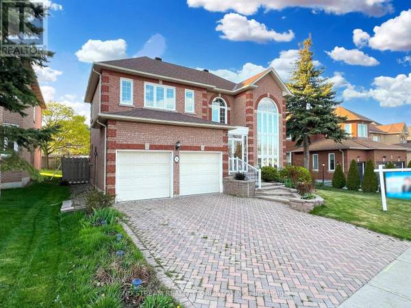 8 GREENHILL AVENUE, Richmond Hill (bayview Hill), ON L4B3W3