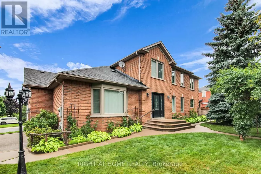 1 TASHA COURT, Vaughan (vaughan Grove), ON L4L8P2