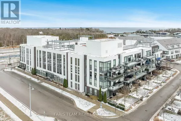 Innisfil, ON L9S0L9,241 Sea Ray AVE #305