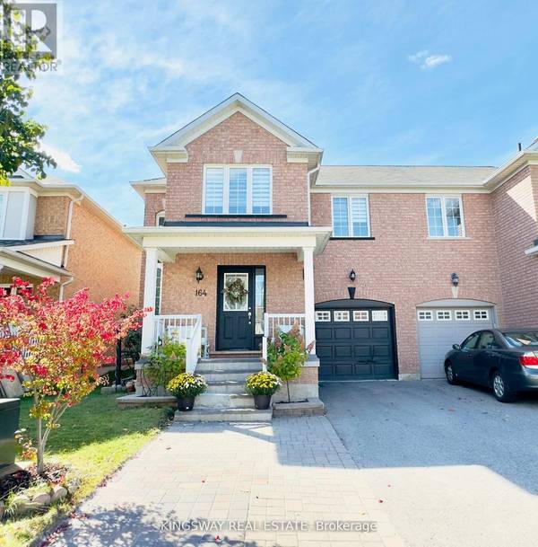 164 GAIL PARKS CRESCENT, Newmarket (woodland Hill), ON L3X3C1