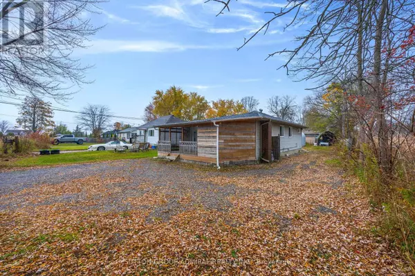 Georgina (historic Lakeshore Communities), ON L0E1S0,815 LAGOON DRIVE