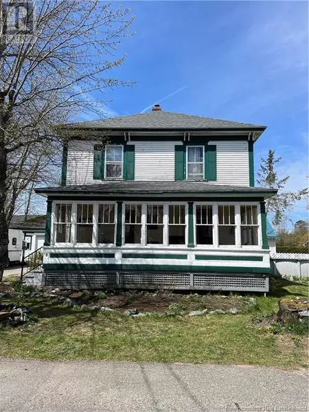 18 Rose Street, St. Stephen, NB E3L2P7