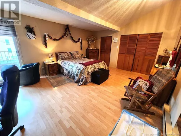 Edmundston, NB E3V2H9,296 Victoria Street