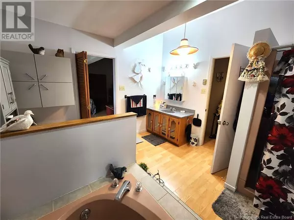 Edmundston, NB E3V2H9,296 Victoria Street