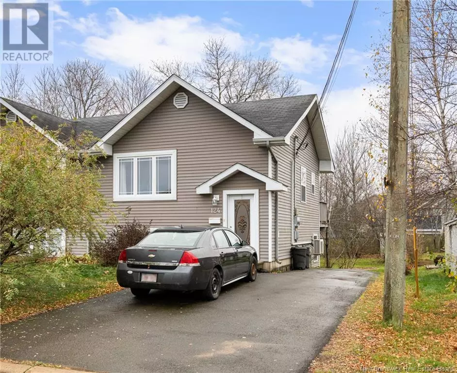 Dieppe, NB E1H0C8,124 Devarenne Street