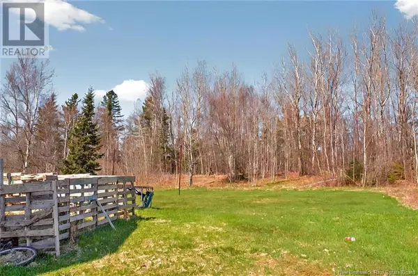 Dieppe, NB E1A7J4,2107-2109 Champlain Street