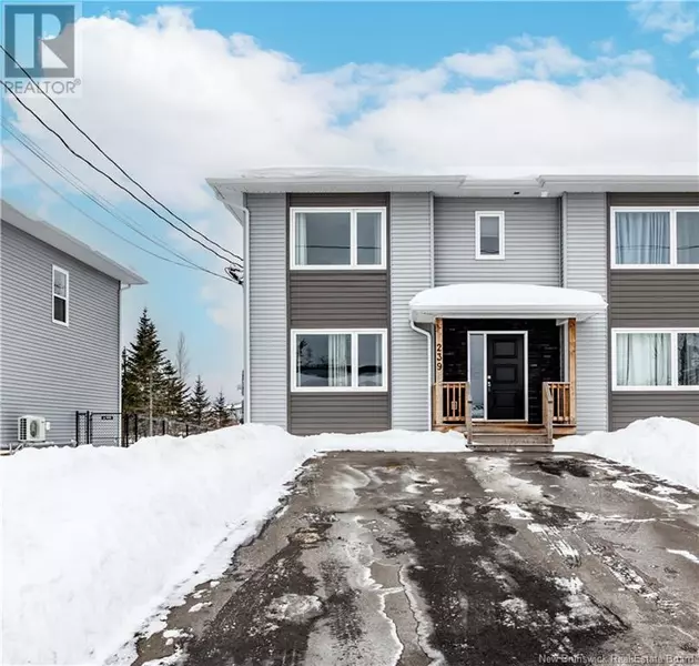 239 Falcon Drive, Moncton, NB E1G0G3