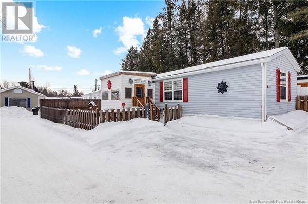 9 Canada Goose Drive, Lincoln, NB E3B7G1