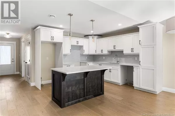 Moncton, NB E1G6G1,59 Rosenburg Street