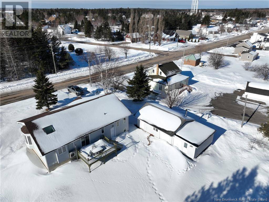 Tracadie, NB E1V1B9,4350 Rue Principal