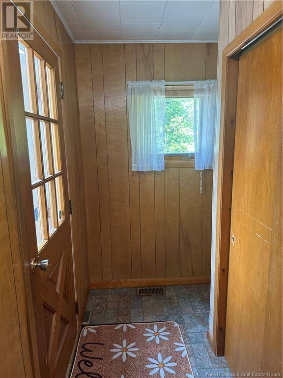 Balmoral, NB E8E1B2,461 Des Pionniers Avenue
