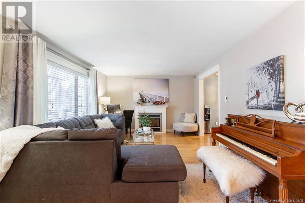 Dieppe, NB E1A6L9,508 Isabelle Street