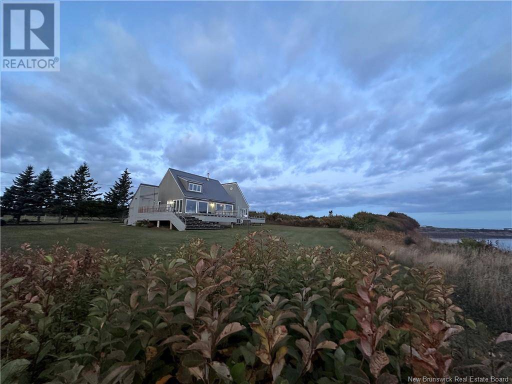 Cap-pelé, NB E4N1P5,1148 de la Falaise Avenue
