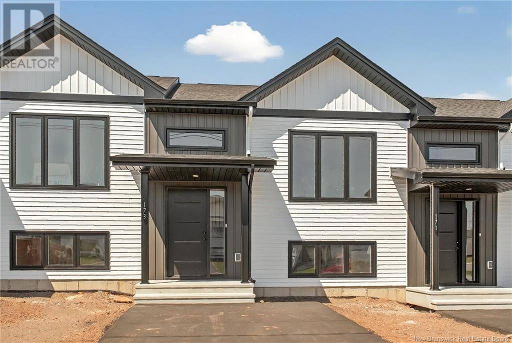 173 Ernest, Dieppe, NB E1A4T2