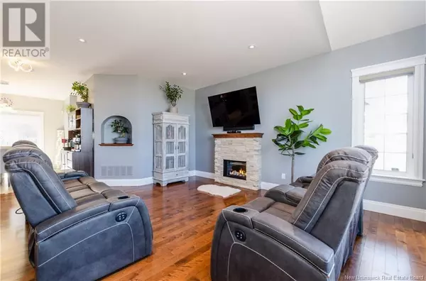 Moncton, NB E1G5P7,40 Salengro Crescent