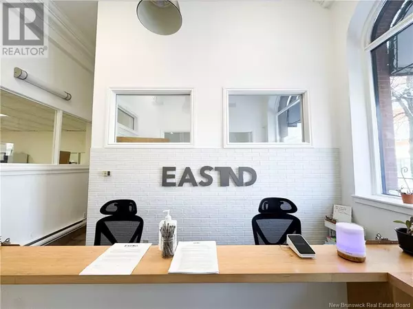 Moncton, NB E1C4Y2,7 Alma Street