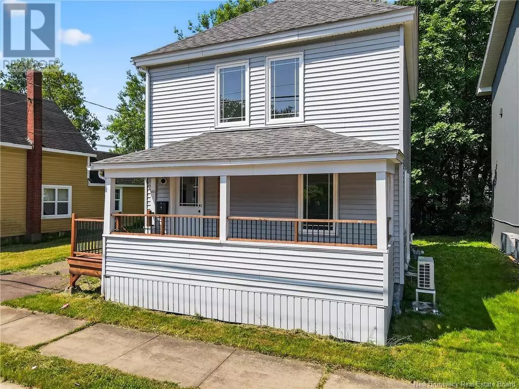 Moncton, NB E1C5E6,472 Robinson Street