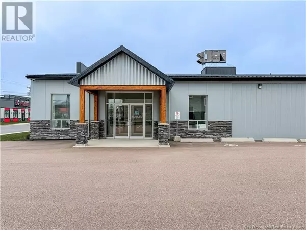 Dieppe, NB E1A1P2,463 Champlain Street