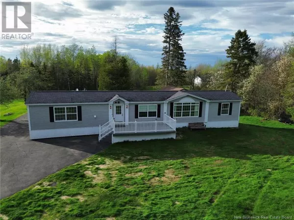 19 Cox Point Road, Cumberland Bay, NB E4A2X1