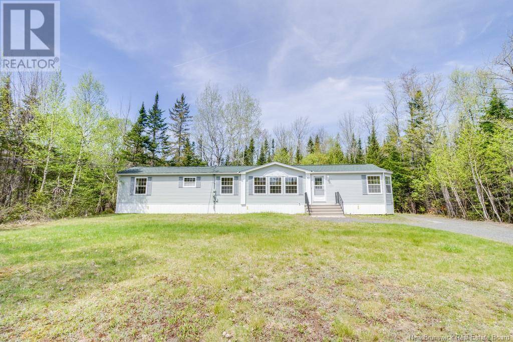 17 Jackie Street, Lincoln, NB E3B7J1