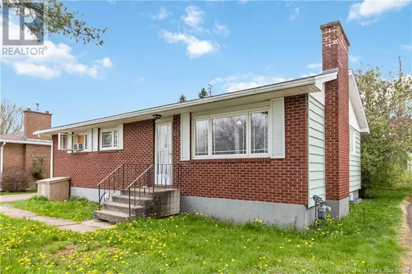 Moncton, NB E1C8G8,66 Ayer Avenue