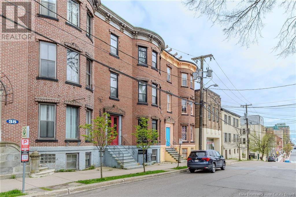 Saint John, NB E2L3L5,36 COBURG Street