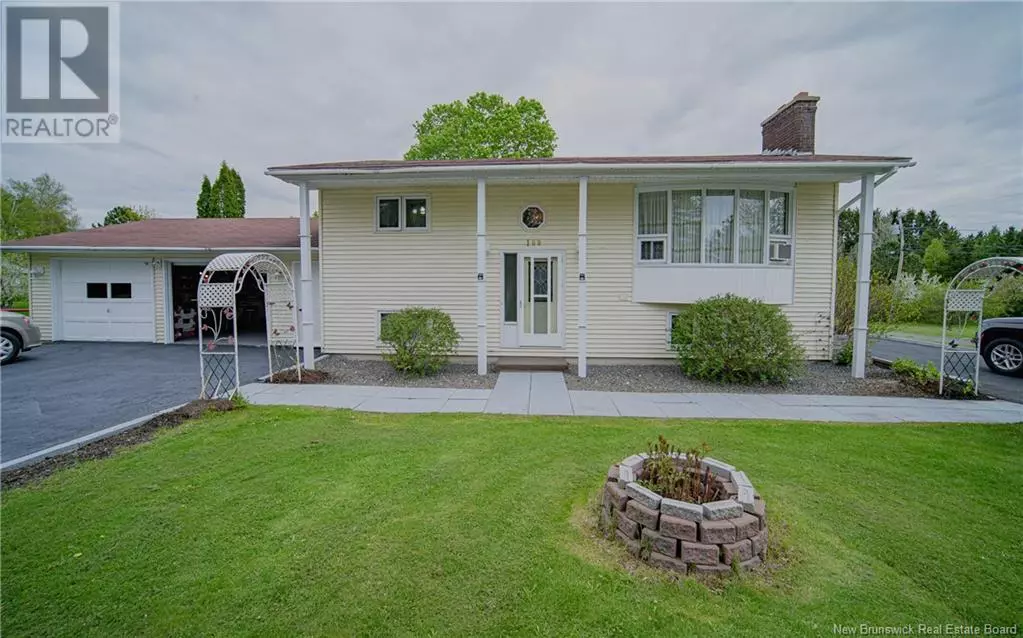 Fredericton, NB E3G7V5,168 McGregor Street