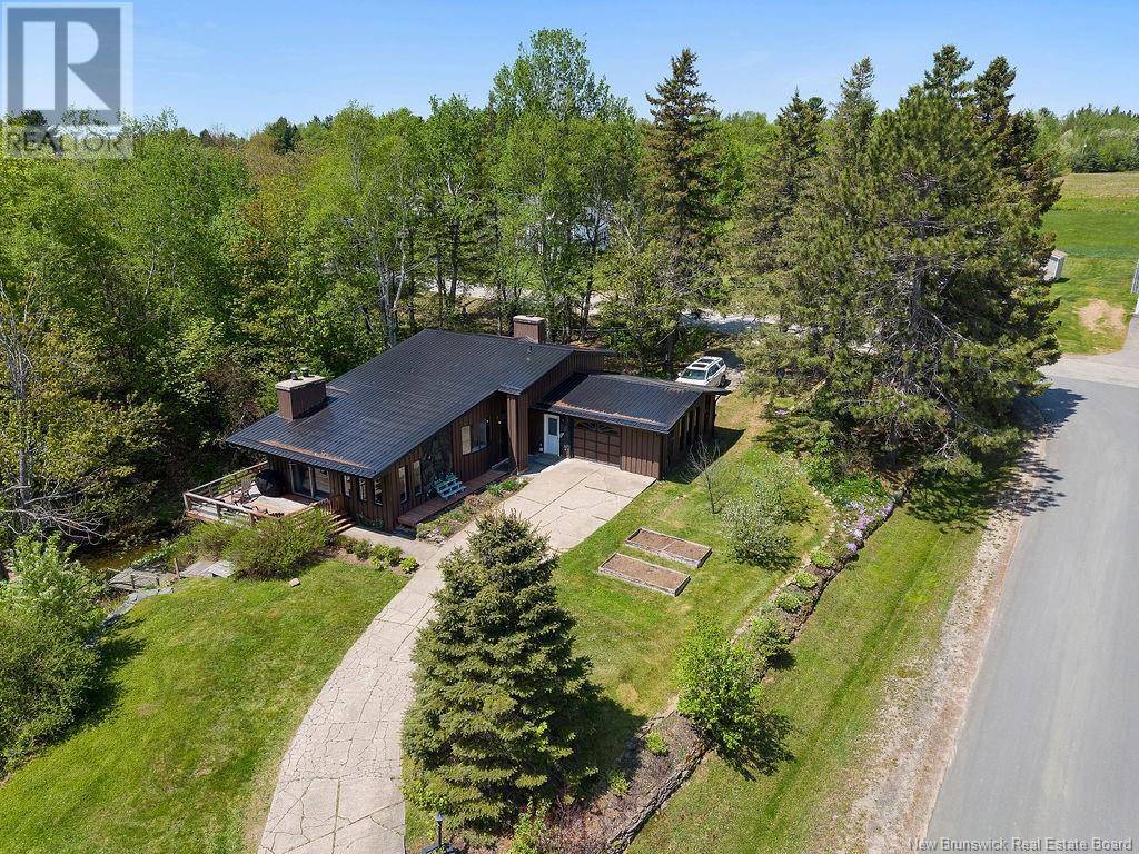 Miramichi, NB E1V7A4,142 Century Drive