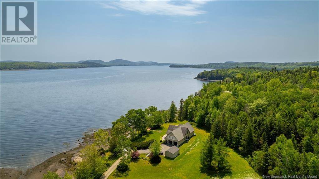 Oak Haven, NB E3L3V2,72 Young Lane