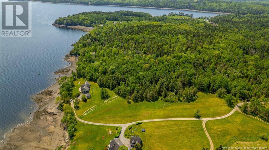 Oak Haven, NB E3L3V2,72 Young Lane