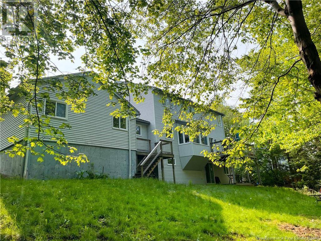 Quispamsis, NB E2E4W9,8 CHARLESTON Court