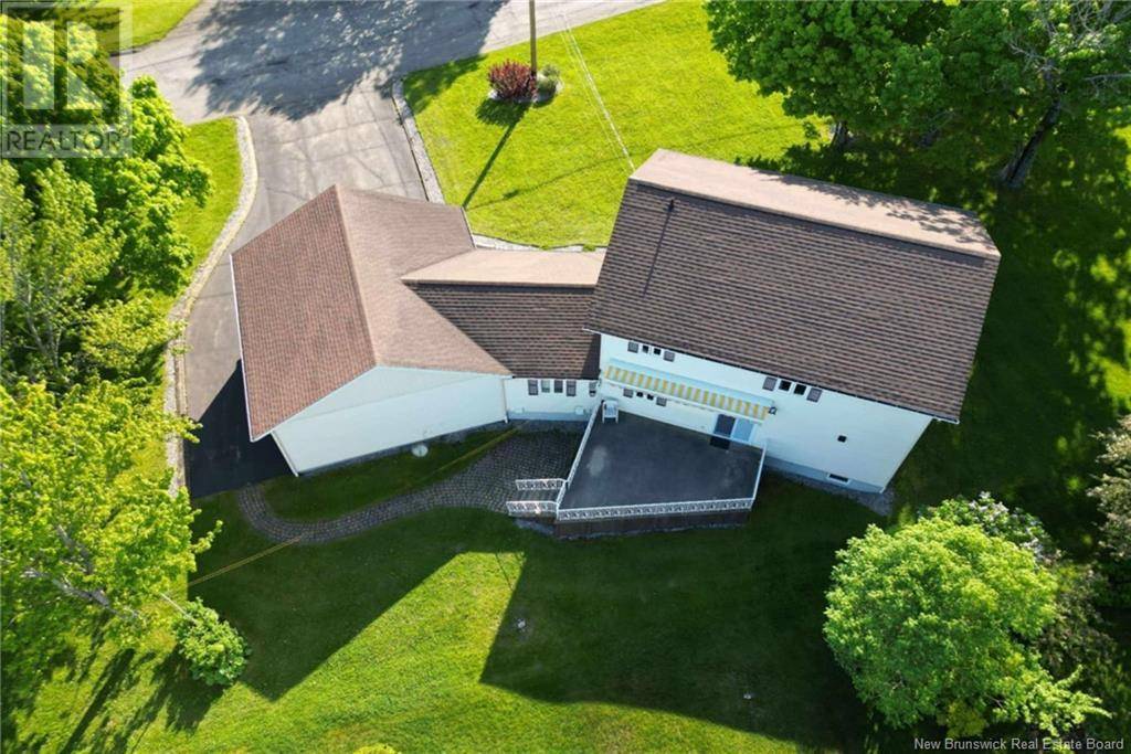 Grand-sault/grand Falls, NB E3Y1B8,140 Belair Street
