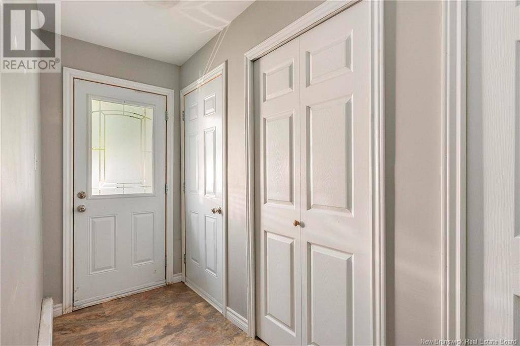 Rothesay, NB E2E3J1,27 Iona Avenue