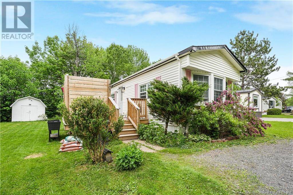 407 Osmond Lane, Fredericton, NB E3B7L4