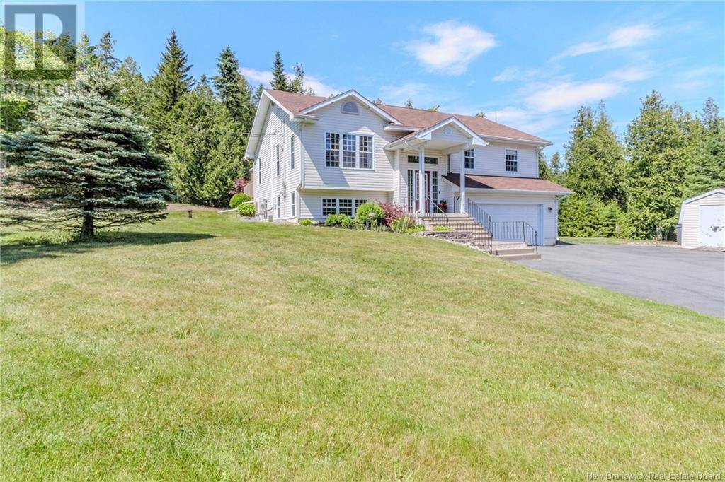 107 Elliot Road, Quispamsis, NB E2G2B7