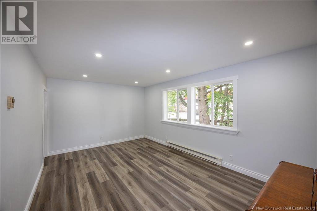 Fredericton, NB E3B3K8,516 Northumberland Street