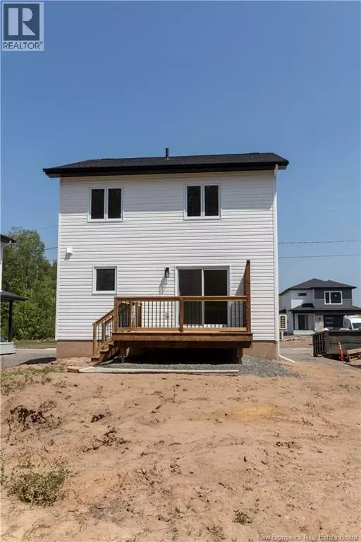 Moncton, NB E1G6E9,79 Rosenburg Street