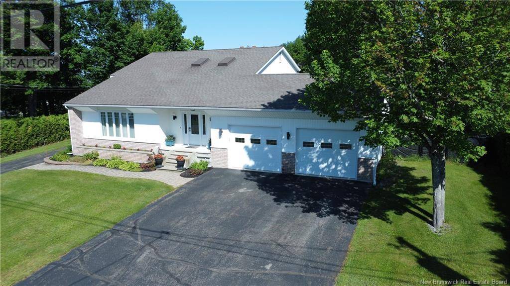 147 Deschenes Street, Grand-sault/grand Falls, NB E3Y1B8