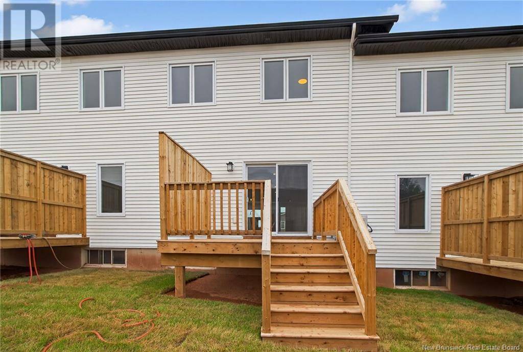 Dieppe, NB E1A8R4,110 Ernest Street