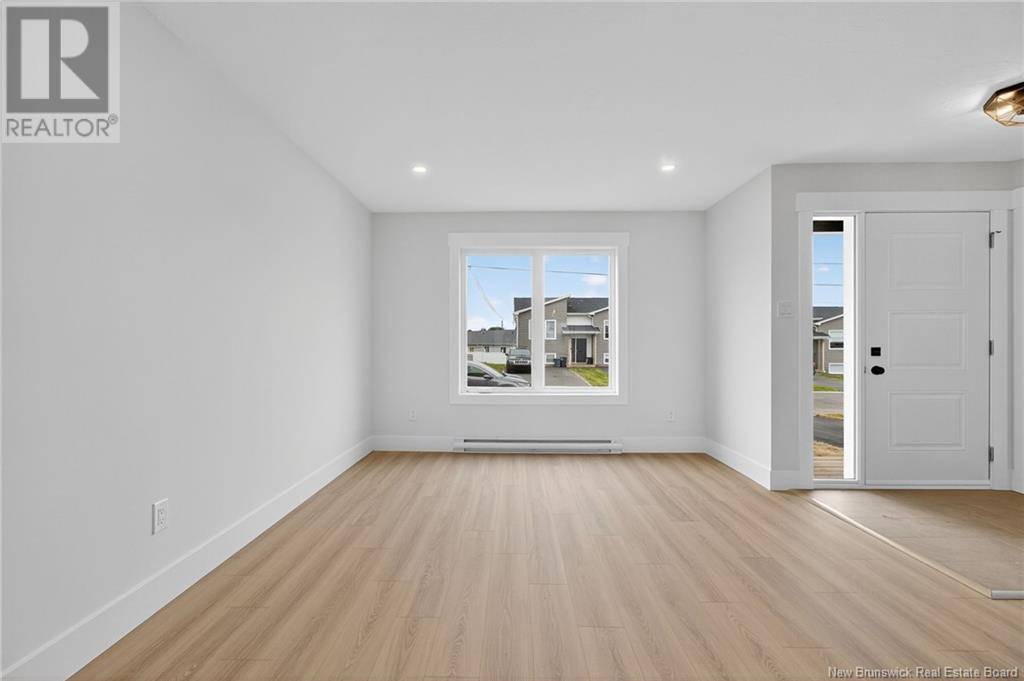 Dieppe, NB E1A8R4,110 Ernest Street