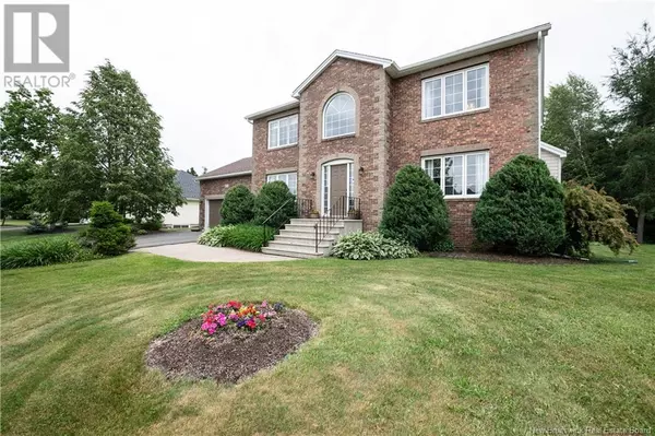 Moncton, NB E1H3P2,106 Royal Oaks Boulevard