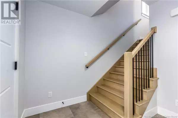 Moncton, NB E1G5B6,28 Belfry Street