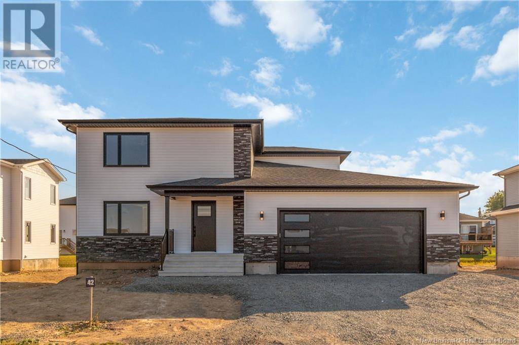 132 Carrington Drive, Riverview, NB E1B5E8