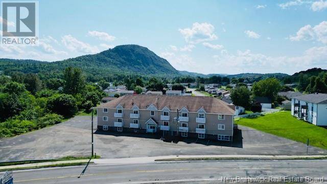 11 Village Avenue, Campbellton, NB E3N0A2