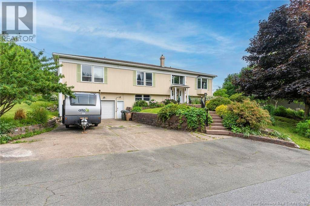 Saint John, NB E2K4B7,26 Highwood Drive
