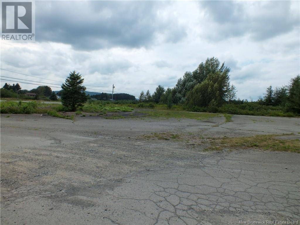 Sainte-anne-de-madawaska, NB E7E1T1,13329 Route 144